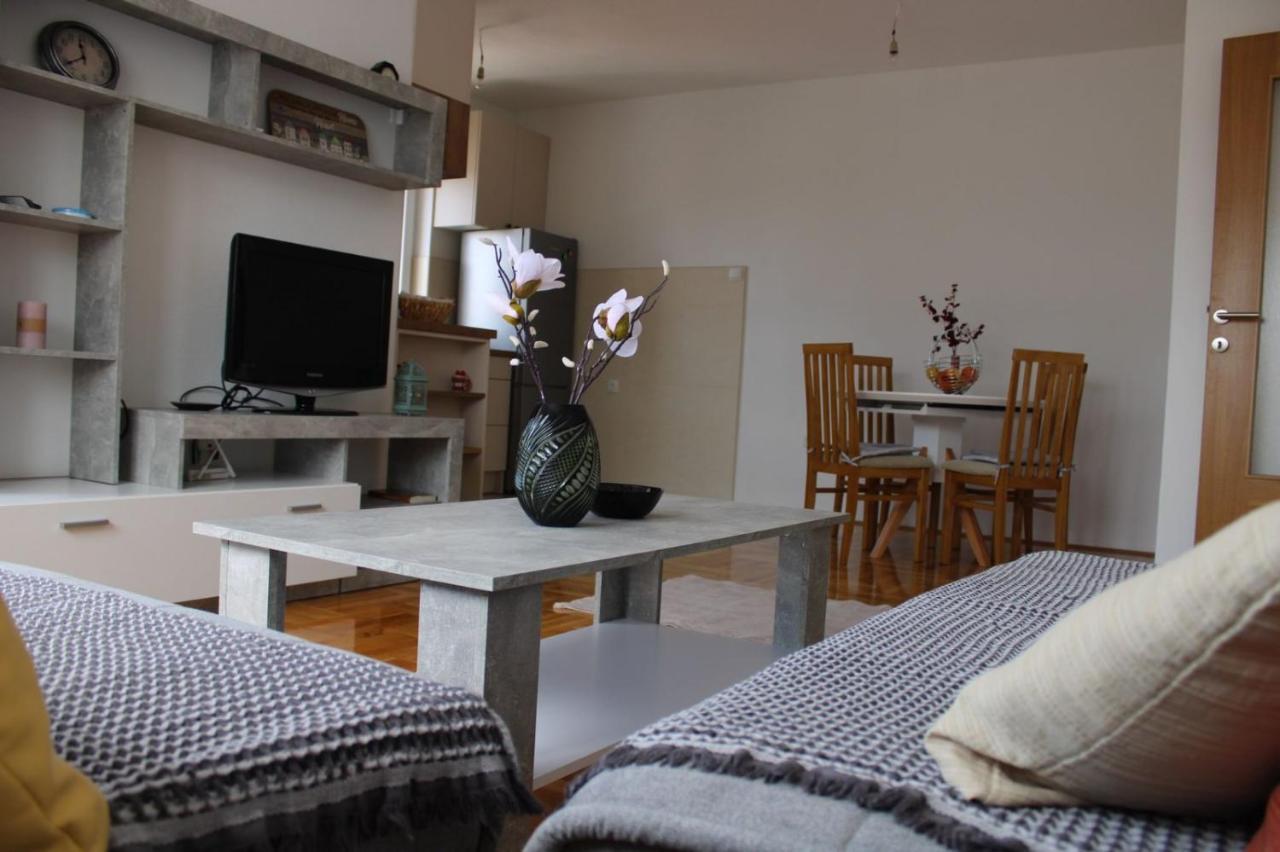 Apartman Sunny Day Trebinje Exteriör bild