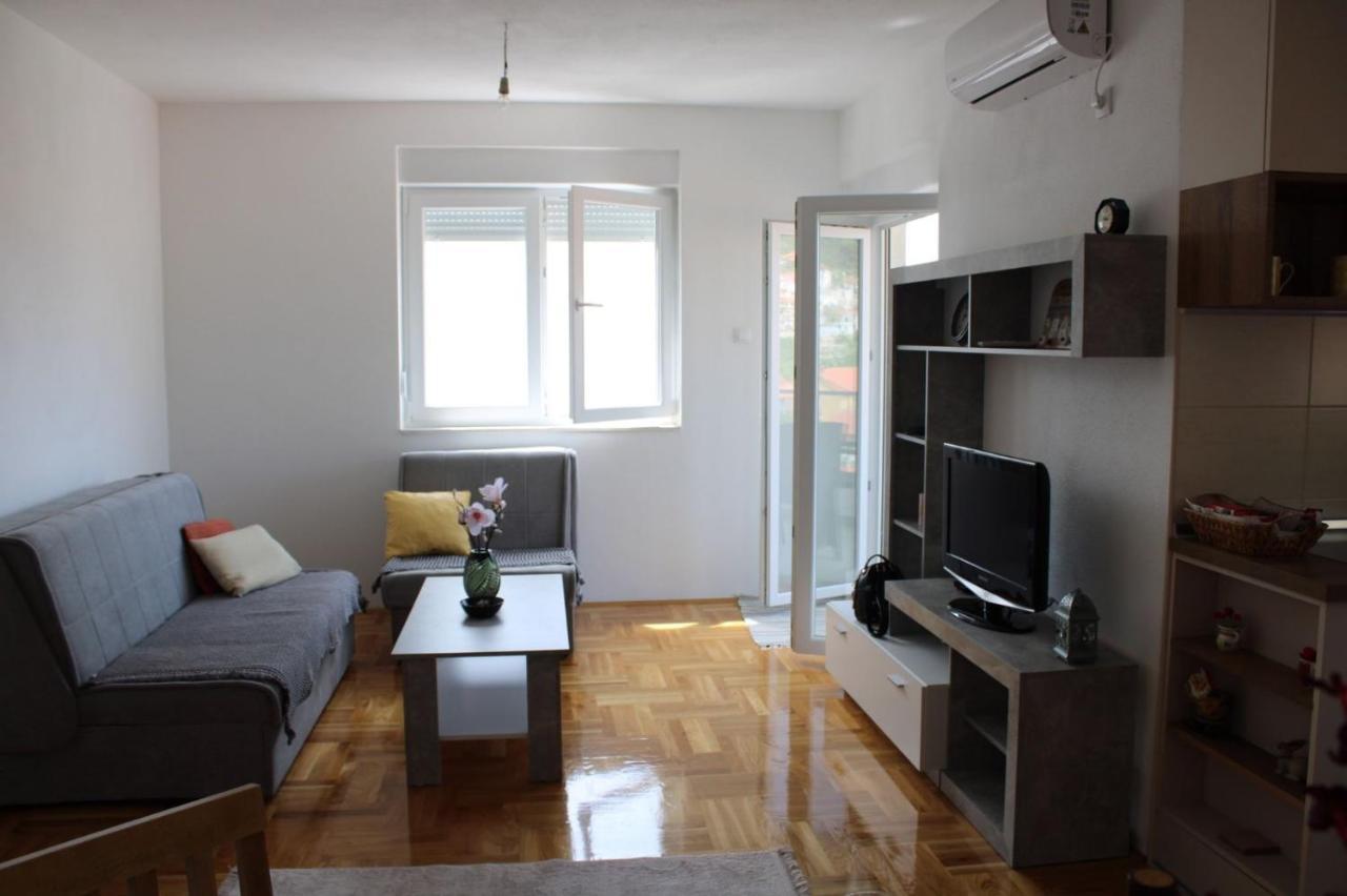 Apartman Sunny Day Trebinje Exteriör bild