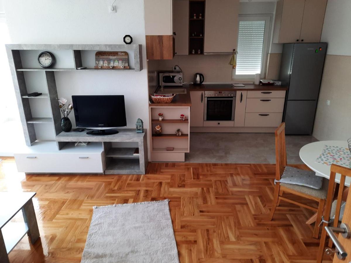 Apartman Sunny Day Trebinje Exteriör bild